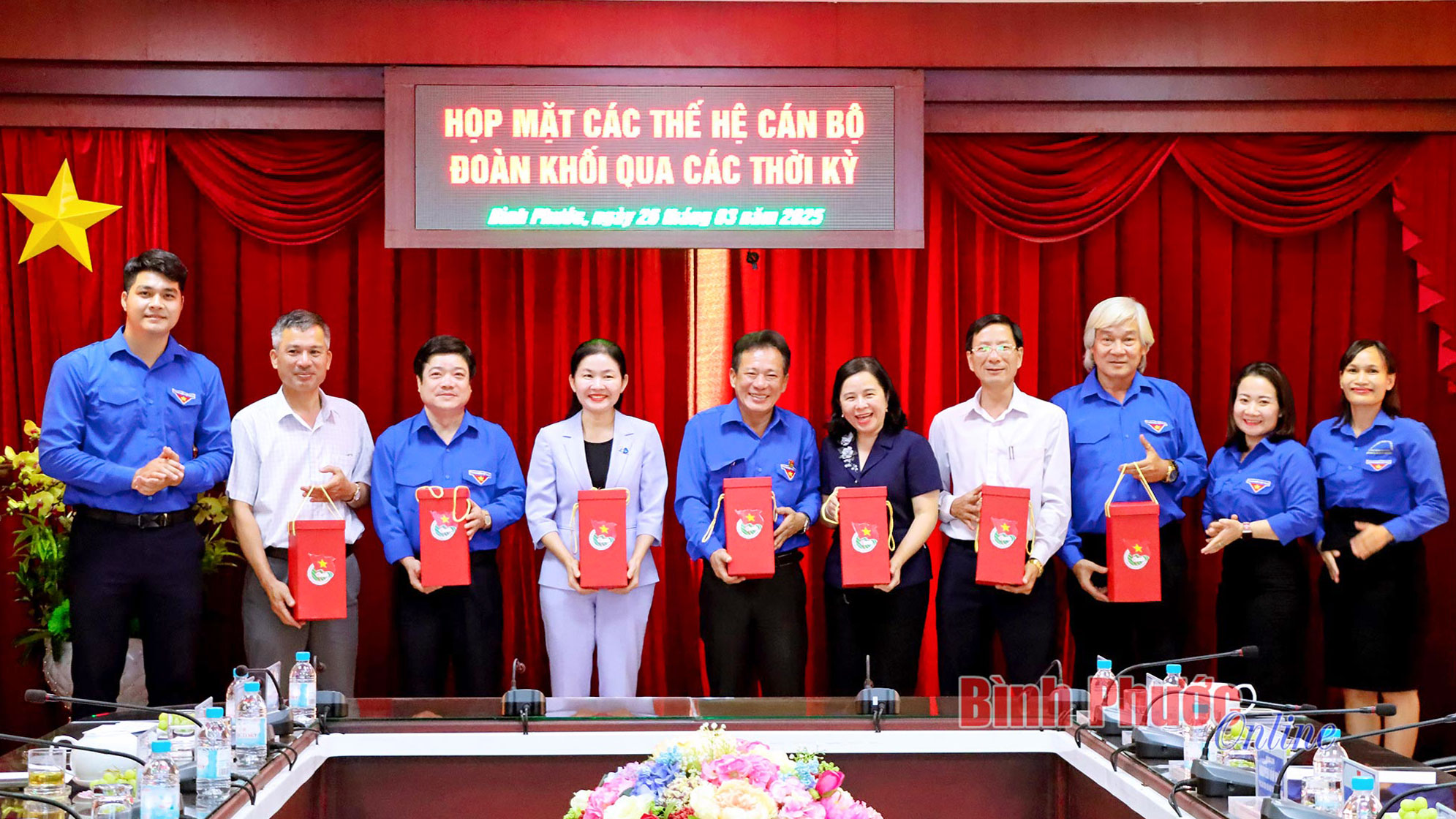 Họp mặt các thế hệ cán bộ Đoàn khối qua các thời kỳ