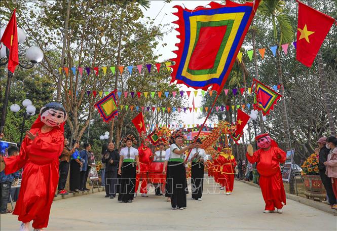 Lễ hội Thành Bản Phủ: Khơi dậy tinh thần đoàn kết, gìn giữ nét đẹp văn hóa dân tộc