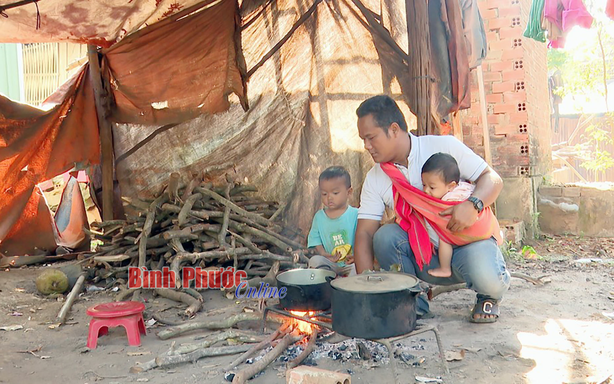 Nguy cơ tái nghèo