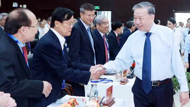 Nhân tố quyết định mọi thắng lợi của cách mạng Việt Nam