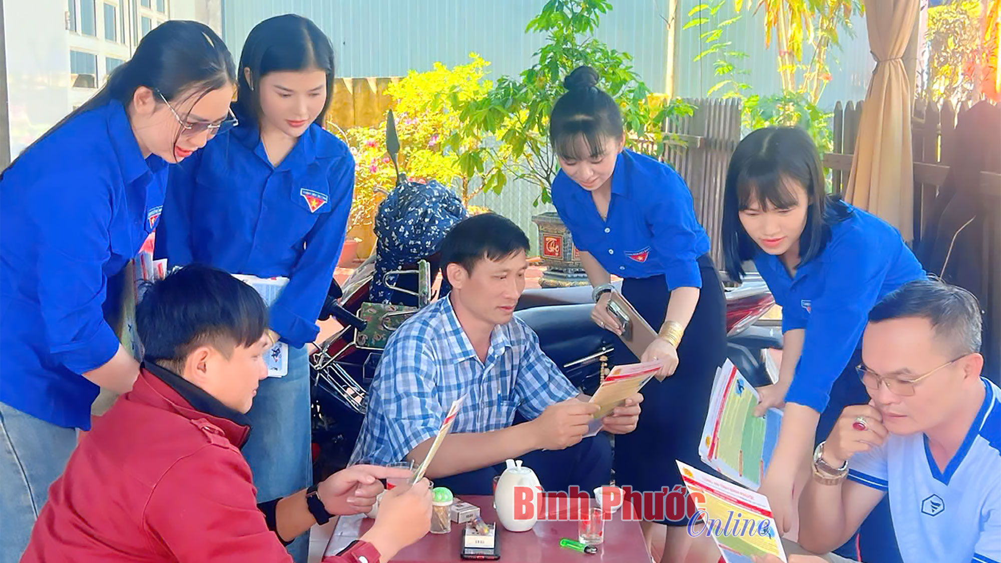 Sức trẻ tháng ba