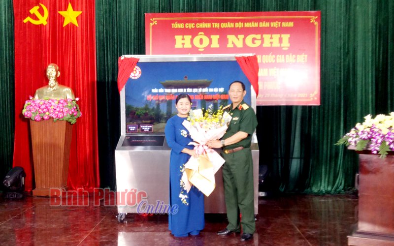 Bàn giao phần mềm tham quan 3D di tích quốc gia đặc biệt Bộ Chỉ huy Quân giải phóng miền Nam Việt Nam