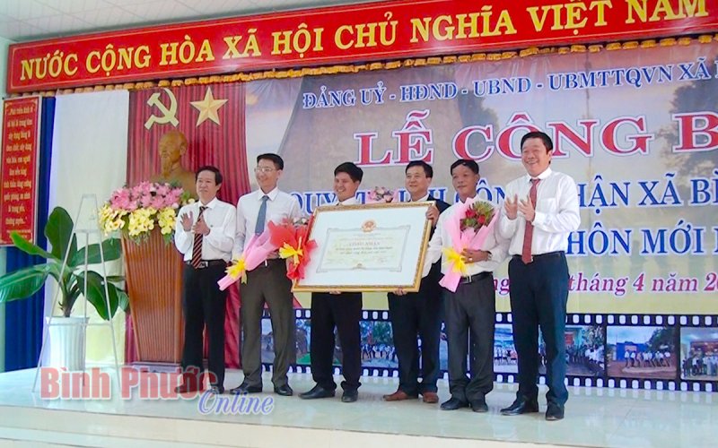 Bình Minh đạt chuẩn xã nông thôn mới