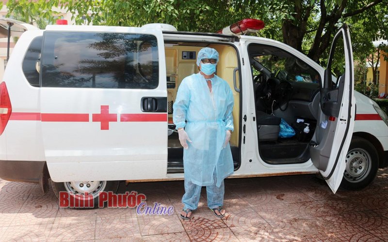 Cách ly y tế đối tượng vận chuyển thuốc lá nhập lậu trái phép từ Campucchia