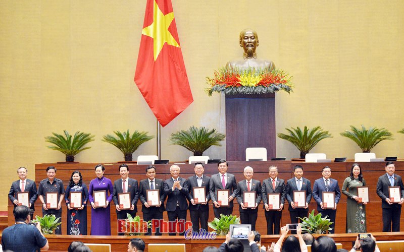 Chủ tịch Quốc hội Vương Đình Huệ: Tập trung cao độ hoàn thành nhiệm vụ phát triển KT-XH năm 2021