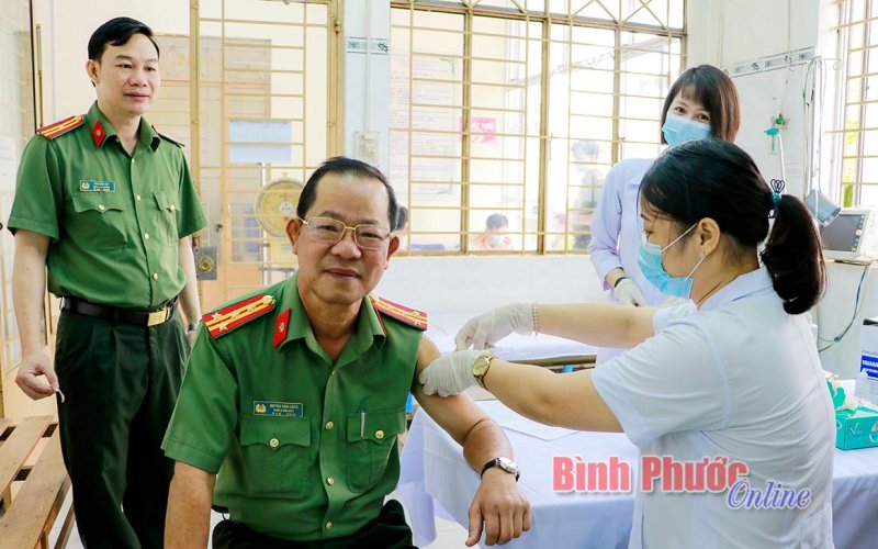 Công an tỉnh triển khai tiêm chủng vắc xin phòng, chống dịch Covid-19