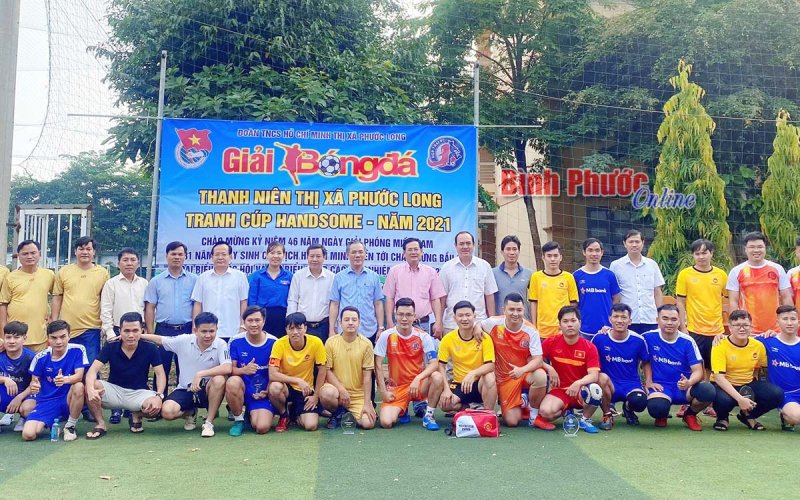 Khai mạc giải bóng đá thanh niên thị xã Phước Long