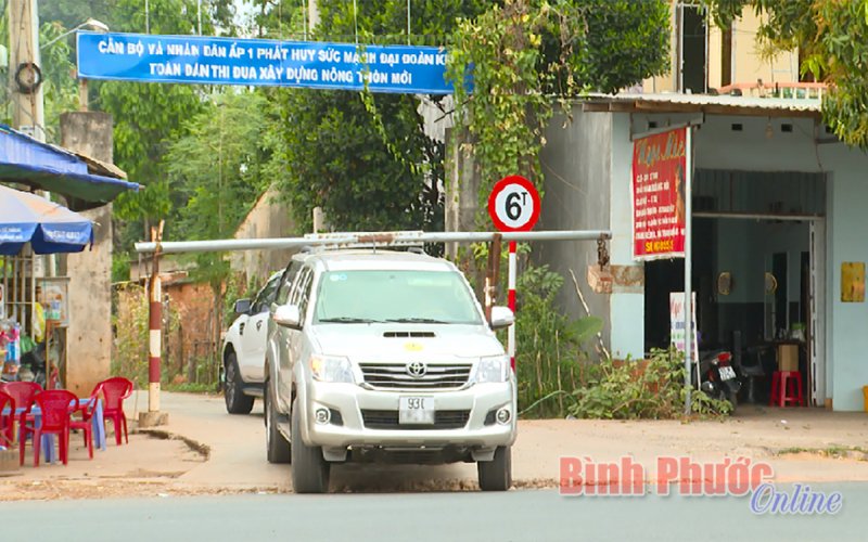 “Né” trạm thu phí, ai thiệt?