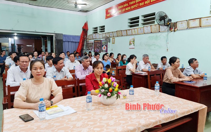 Phước Long lấy ý kiến cử tri nơi cư trú đối với người ứng cử đại biểu HĐND các cấp