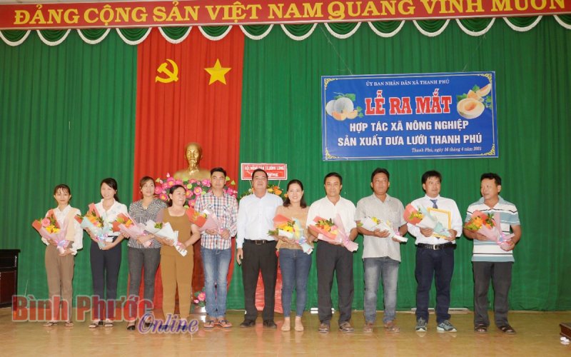 Ra mắt Hợp tác xã nông nghiệp sản xuất dưa lưới Thanh Phú 