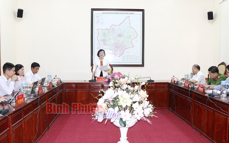 Sớm áp dụng ưu điểm của mô hình chính quyền điện tử tỉnh Thừa Thiên Huế vào Bình Phước