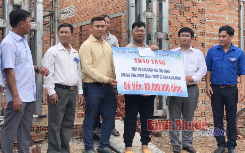 Tân Khai: 120 triệu đồng hỗ trợ sửa nhà cho gia đình chính sách, người có công