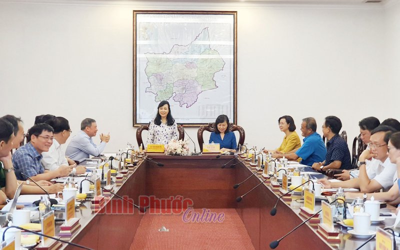 Tập trung chăm sóc sức khỏe toàn diện cho cán bộ Bình Phước