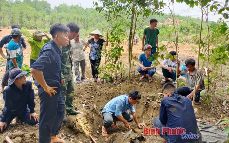 Th&ecirc;m 2 h&agrave;i cốt liệt sĩ được quy tập