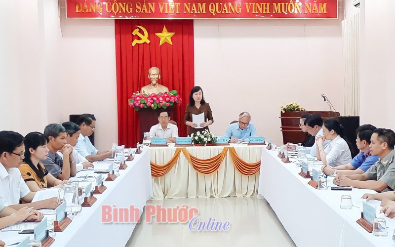 Thông qua nội dung và công tác chuẩn bị kỳ họp thứ nhất HĐND tỉnh khóa X