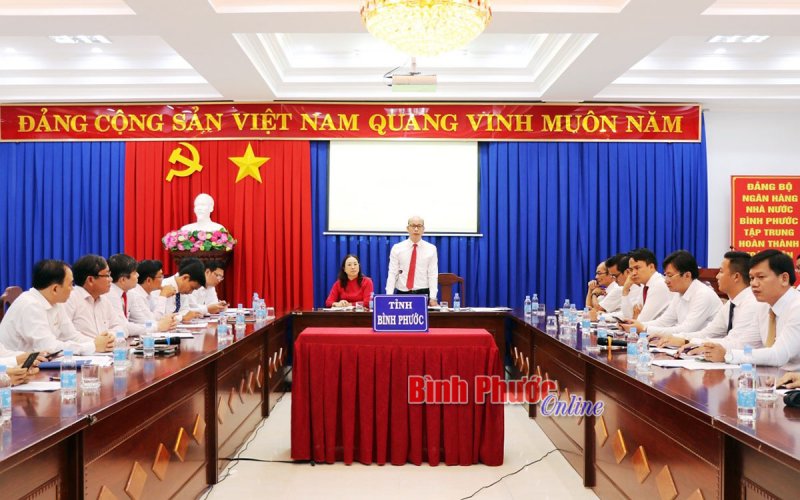 Ưu tiên không sử dụng tiền mặt trong lĩnh vực y tế, giáo dục 