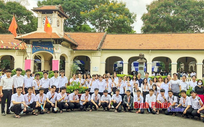 Vinh danh 53 học sinh đoạt huy chương Olympic 30/4