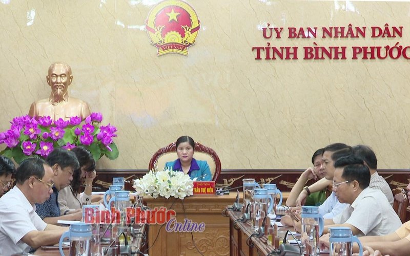 Xử lý nghiêm tình trạng “chống lưng” cho xe quá tải trọng