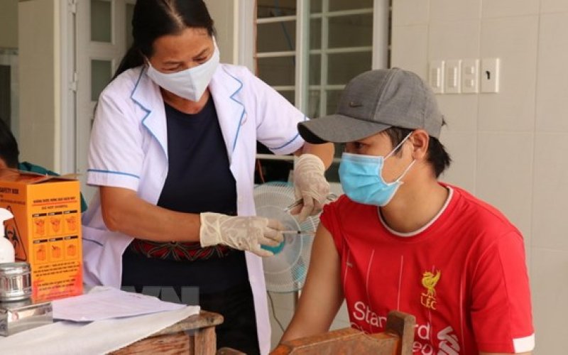 Bình Phước: Đẩy nhanh tỷ lệ tiêm mũi bổ sung, nhắc lại cho người trên 18 tuổi