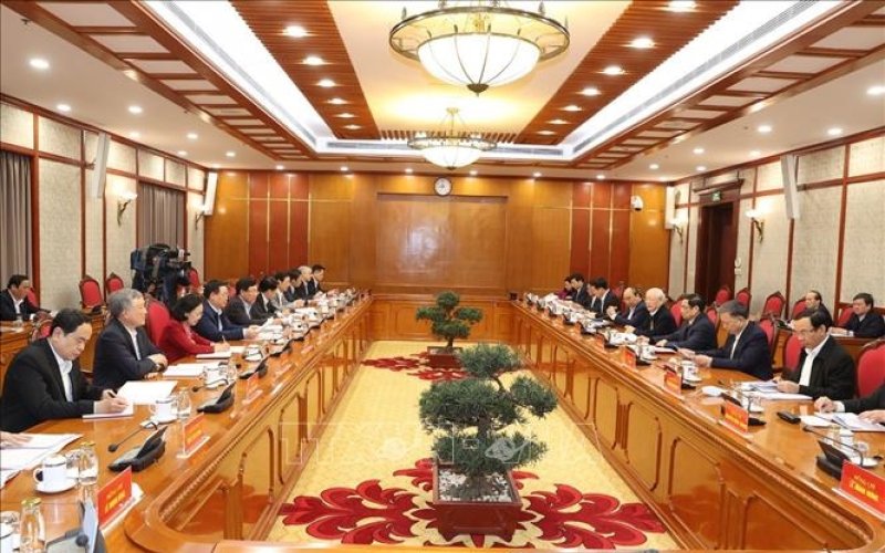 Bộ Chính trị, Ban Bí thư thi hành kỷ luật một số tập thể, cá nhân