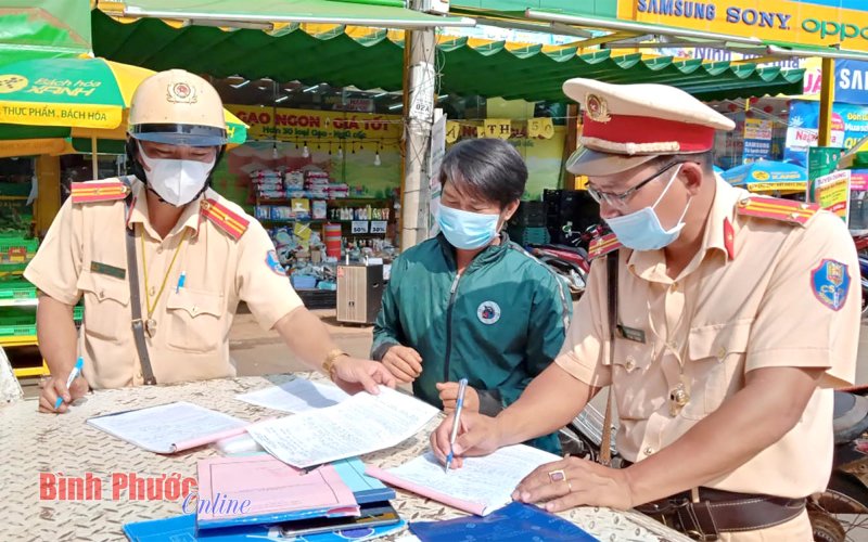 Công an huyện Bù Đăng: Xử lý nghiêm vi phạm giao thông