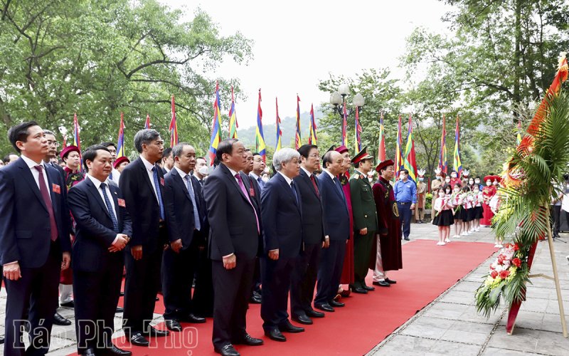 Dâng hương tưởng niệm các Vua Hùng năm Nhâm Dần 2022