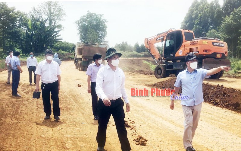 Đẩy nhanh dự án giao thông hồ thủy lợi Phước Hòa