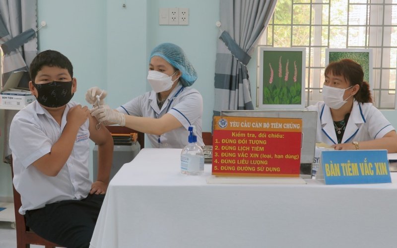 Khẩn trương rà soát, đáp ứng nhu cầu vaccine phòng COVID-19 của các địa phương
