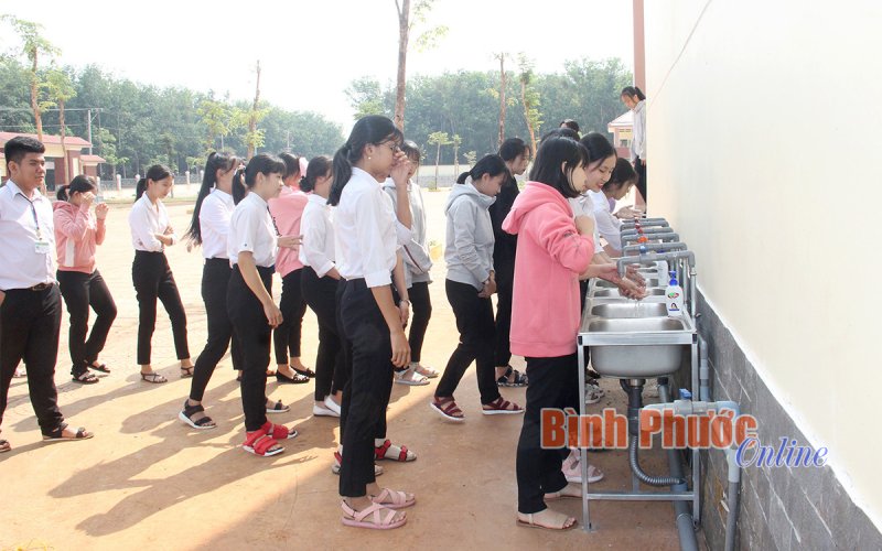 Khoảng trống nhân viên y tế học đường - Bài 2