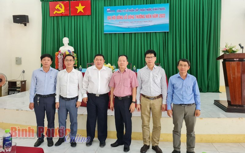 Ông Ngô Đức Vũ tiếp tục được bầu giữ chức Chủ tịch HĐQT Công ty cổ phần Cấp thoát nước Bình Phước