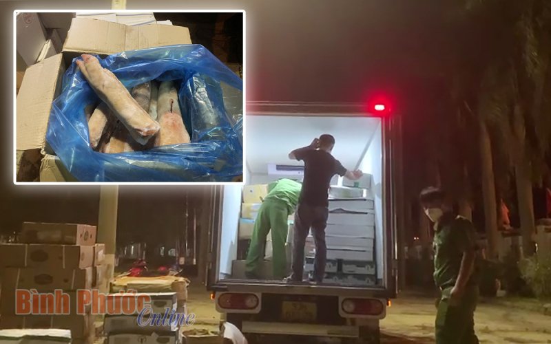 Phát hiện xe tải chở thực phẩm bẩn đi tiêu thụ