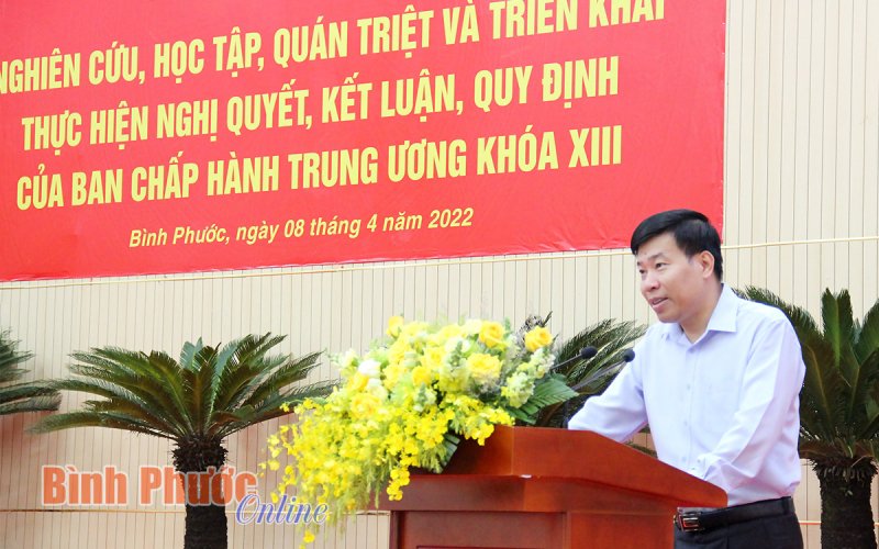 Trong tháng 4-2022, hoàn thành triển khai, sinh hoạt các kết luận, quy định của BCH Trung ương khóa XIII