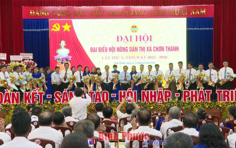 Bà Nguyễn Thị Hậu tái đắc cử Chủ tịch Hội Nông dân thị xã Chơn Thành