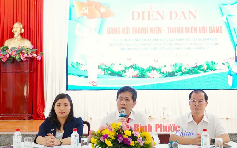 Bình Long: Sôi nổi diễn đàn Đảng với thanh niên - thanh niên với Đảng
