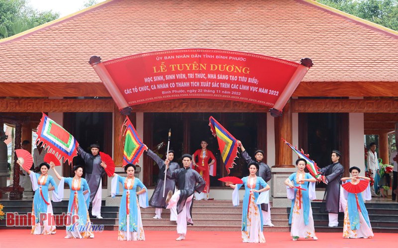 Bình Phước tập trung xây dựng và phát triển văn hóa, con người