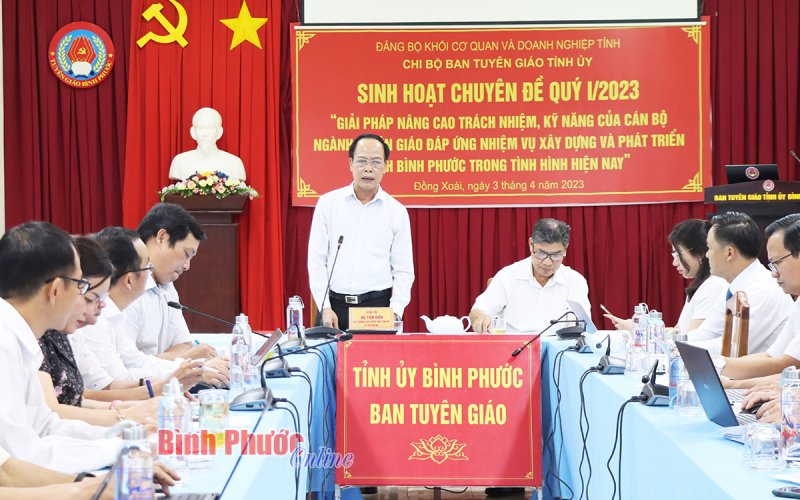 Cán bộ tuyên giáo phải “Nghe kỹ, nghĩ nhanh, viết rành, nói giỏi”