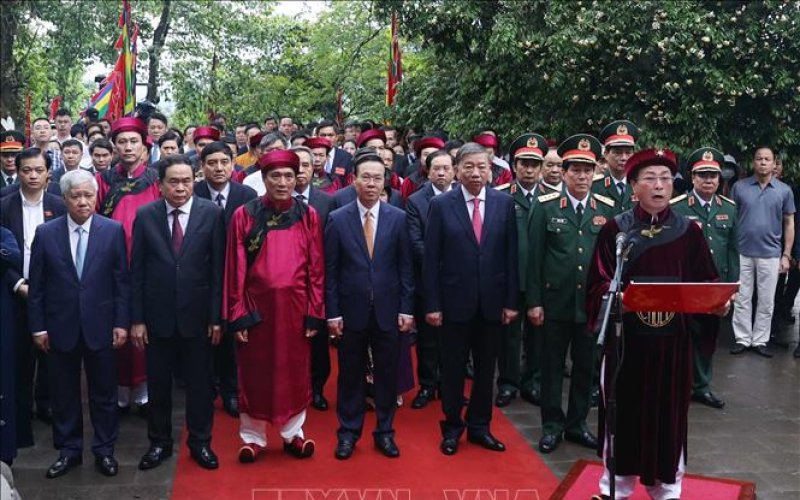 Chủ tịch nước Võ Văn Thưởng dâng hương Giỗ Tổ Hùng Vương năm 2023