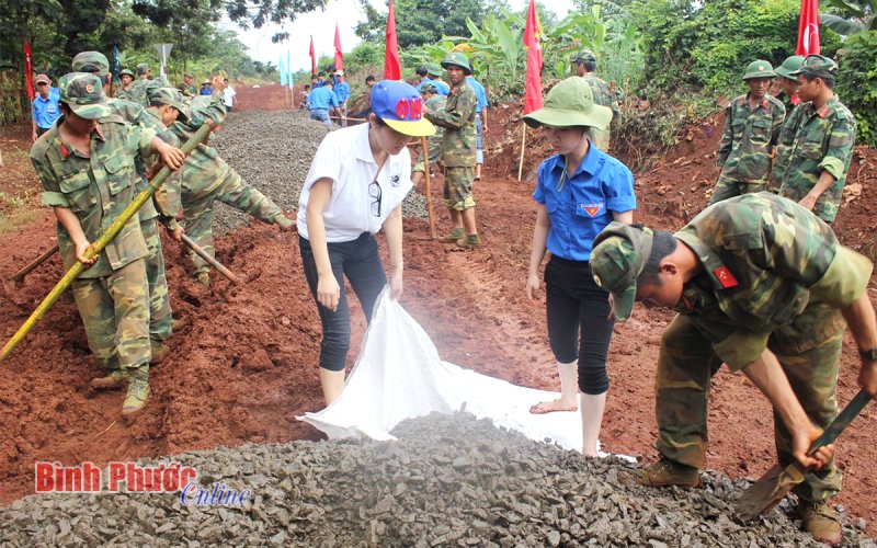 Đẩy mạnh công tác dân vận trong tình hình mới