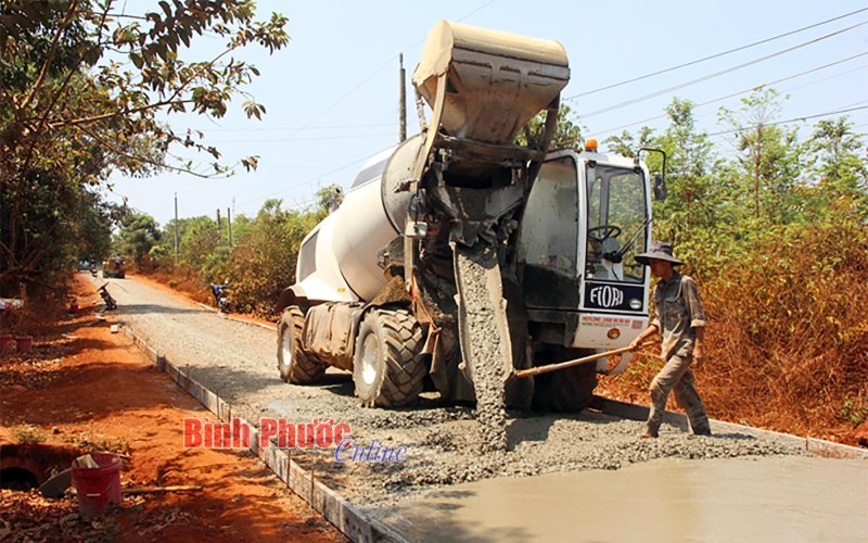 Đẩy mạnh giải ngân vốn đầu tư công và các chương trình mục tiêu quốc gia
