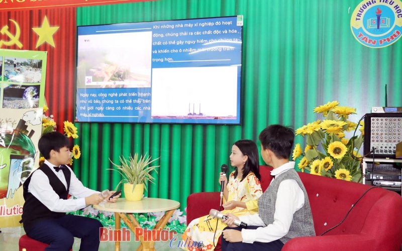 Đồng Xoài: 62 đội tham gia vòng sơ khảo hùng biện song ngữ Anh - Việt 