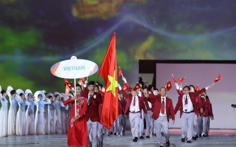 Nguyễn Huy Hoàng được chọn cầm quốc kỳ Việt Nam tại SEA Games 32