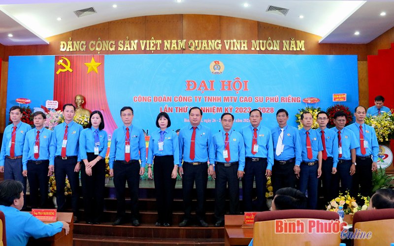 Nhiệm kỳ 2023-2028, Công đoàn Cao su Phú Riềng phát triển ít nhất 1.000 đoàn viên