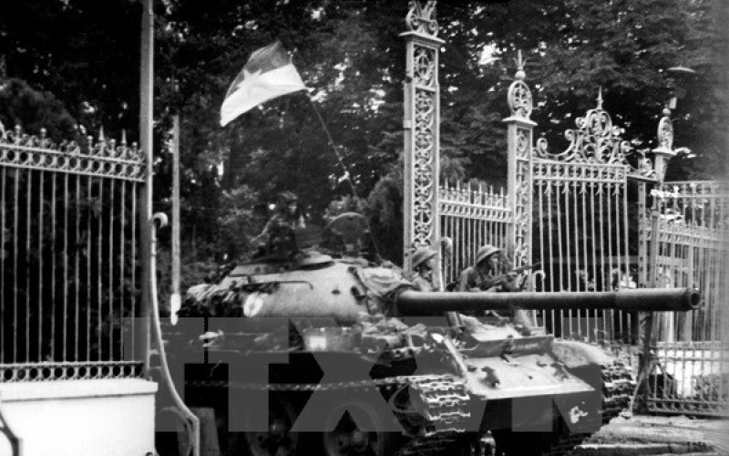 Phát huy đại thắng mùa xuân 1975 vào sự phát triển đất nước