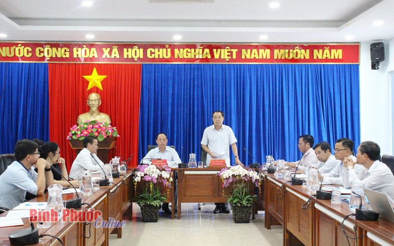 Phú Riềng: Tính toán nguồn lực để có lộ trình xây dựng trường chuẩn
