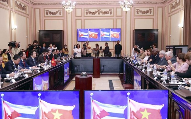 Quan hệ đặc biệt Việt Nam - Cuba phát triển sinh động và thực chất