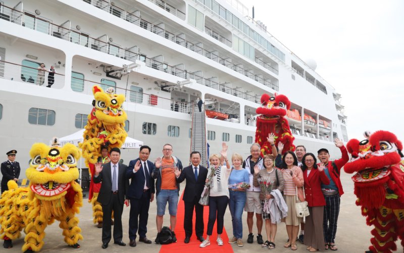 Quảng Ninh: Vững nhịp tăng trưởng trong bối cảnh khó khăn