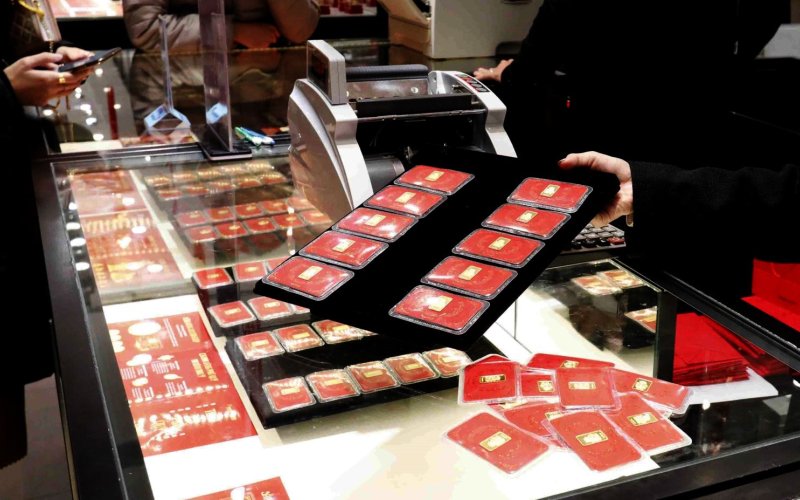 Sáng 3-4, giá vàng giảm 150.000 đồng/lượng