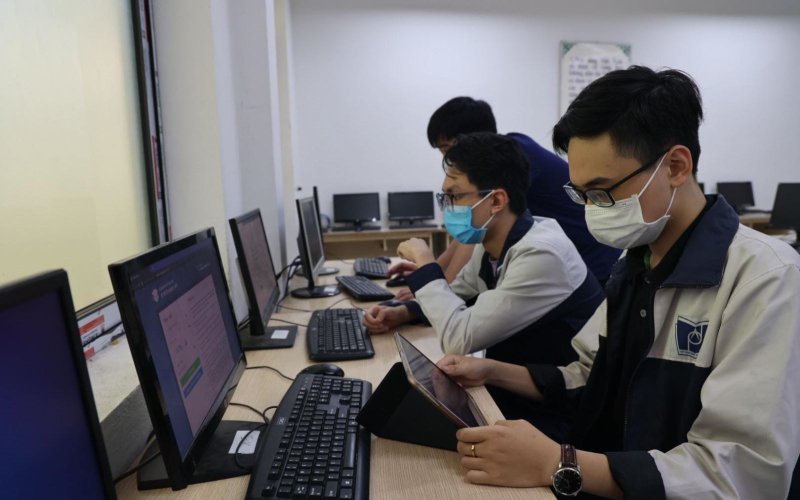 Thi tốt nghiệp THPT 2023: Thí sinh thử đăng ký dự thi trên hệ thống từ ngày 26-4