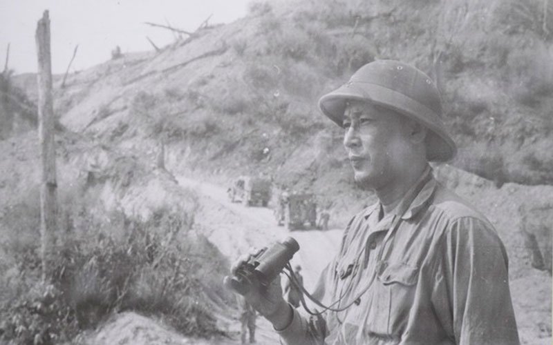 Từ cậu bé bên bờ sông Gianh đến vị tướng Trường Sơn huyền thoại