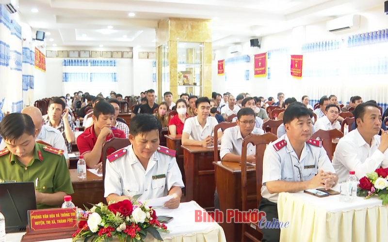 Tuyên truyền, phổ biến pháp luật về kinh doanh dịch vụ karaoke, vũ trường